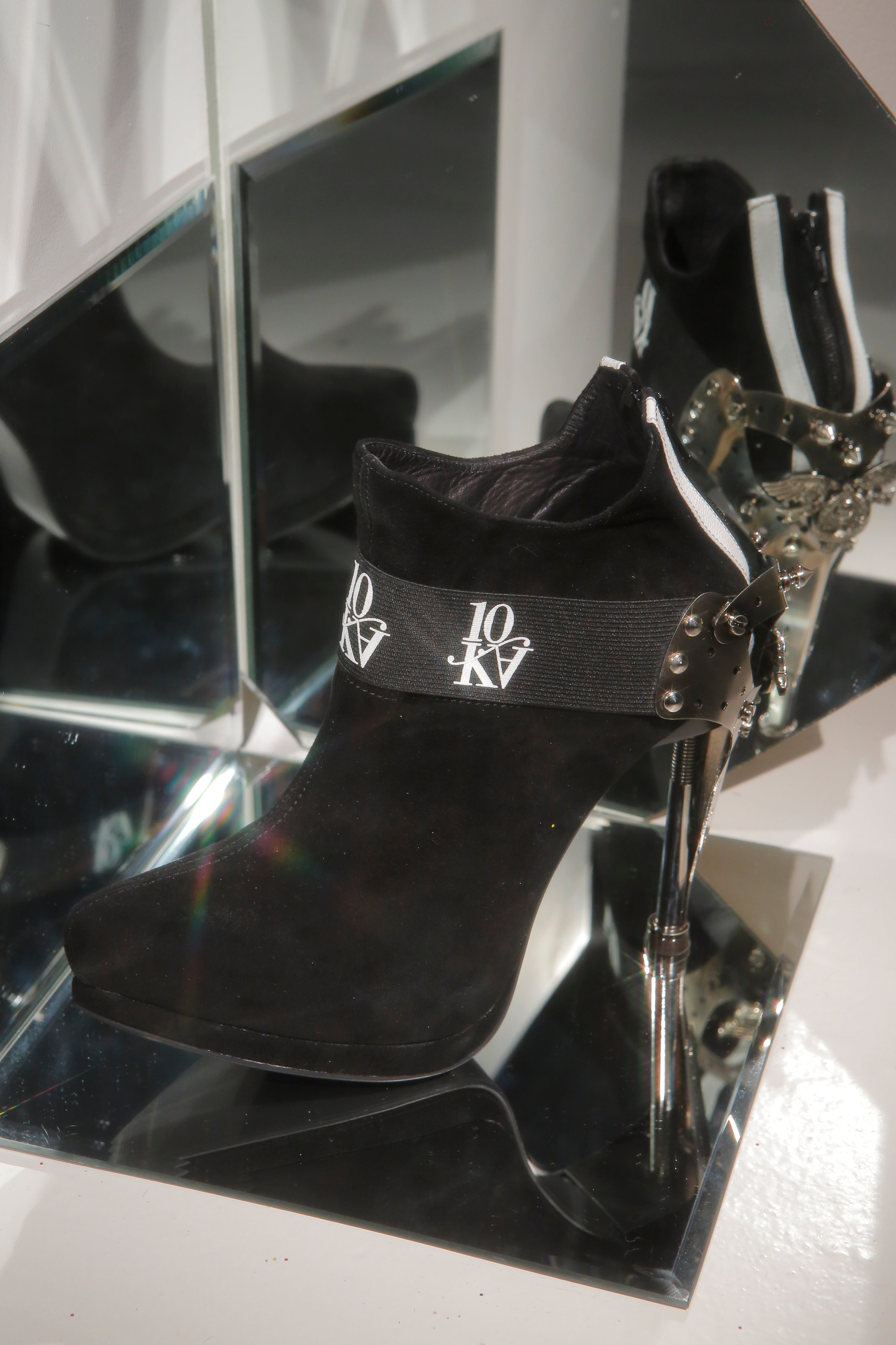 10KA “Cyber-Spine” Stiletto Boot